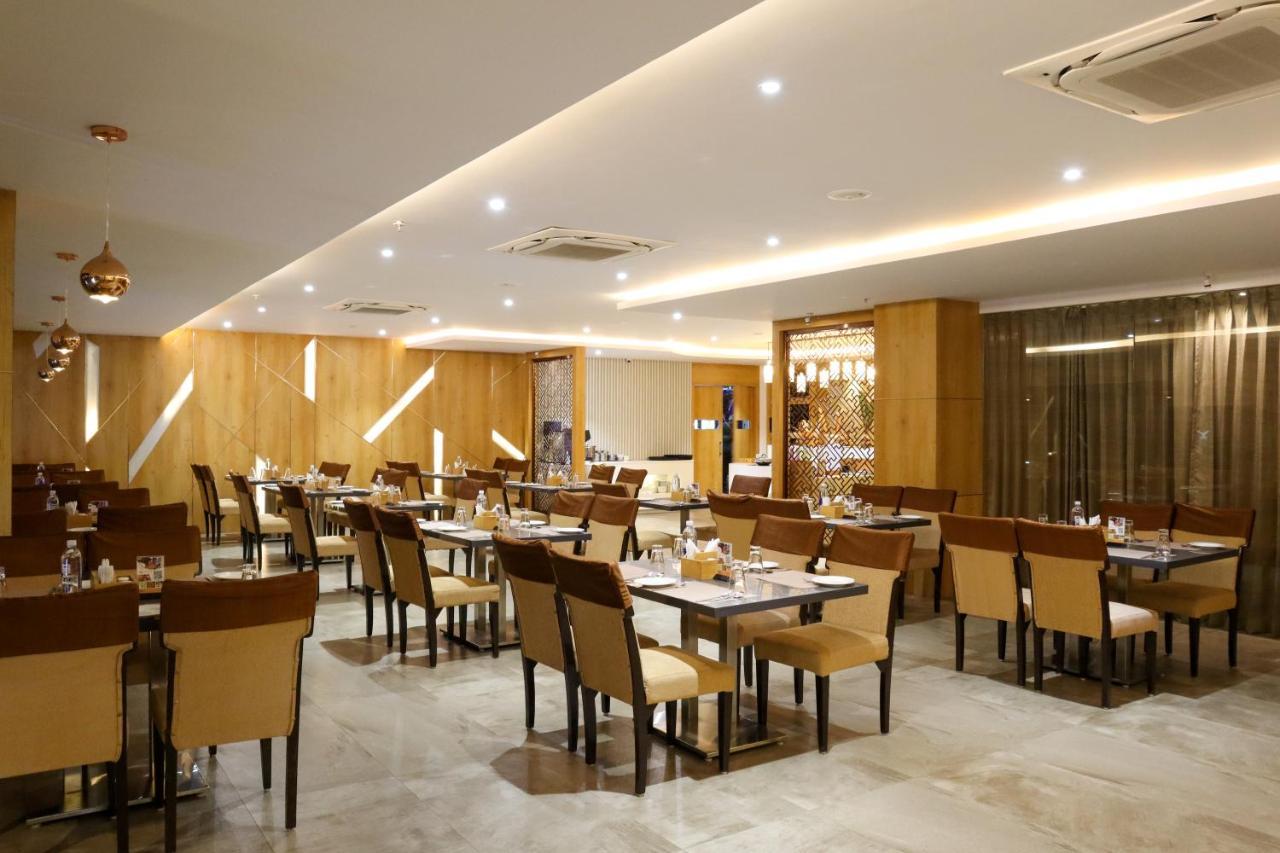 Hotel Ocean Vista Bay 维沙卡帕特南 外观 照片